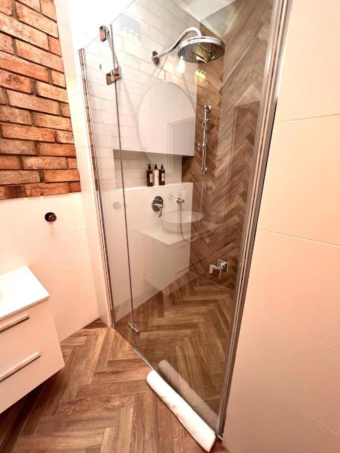 Brick Castle - Apartament Ulrich Wrocław Extérieur photo